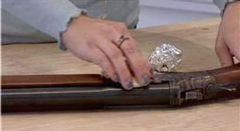 Does Aluminum Foil Remove Rust from a gun
